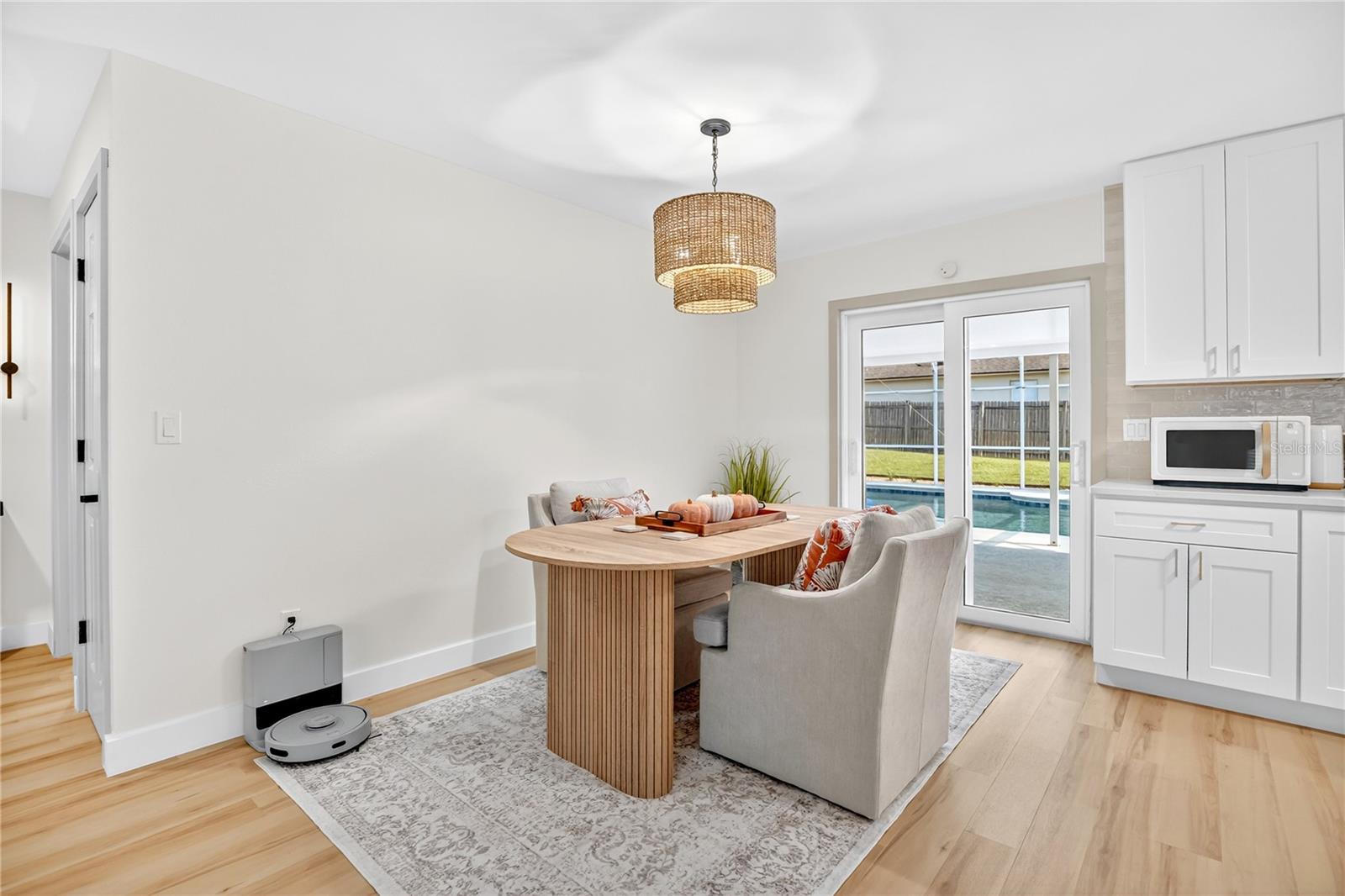 Image 8 of 31 For 3199 Urmey Avenue