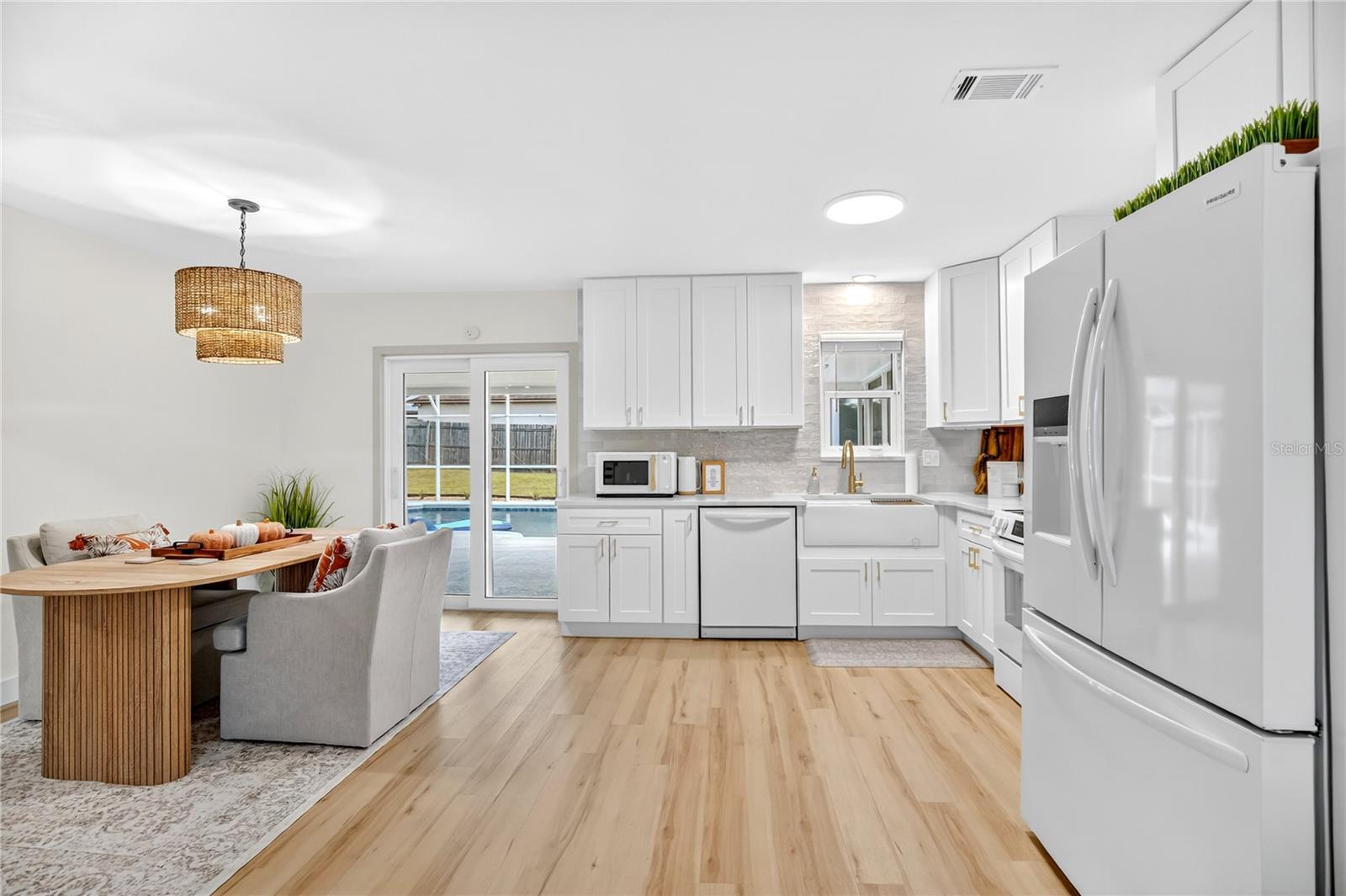 Image 9 of 31 For 3199 Urmey Avenue