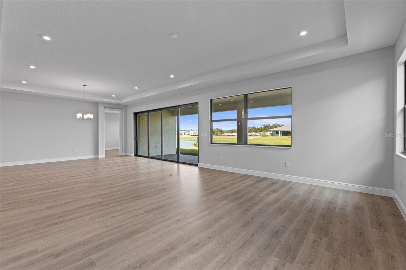 Image 14 of 35 For 14444 Woodland Preserve Trail