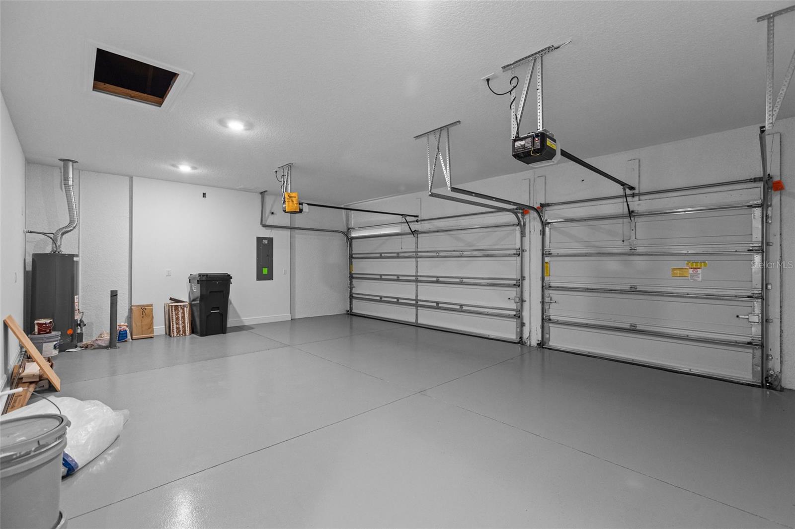 Image 20 of 35 For 14444 Woodland Preserve Trail