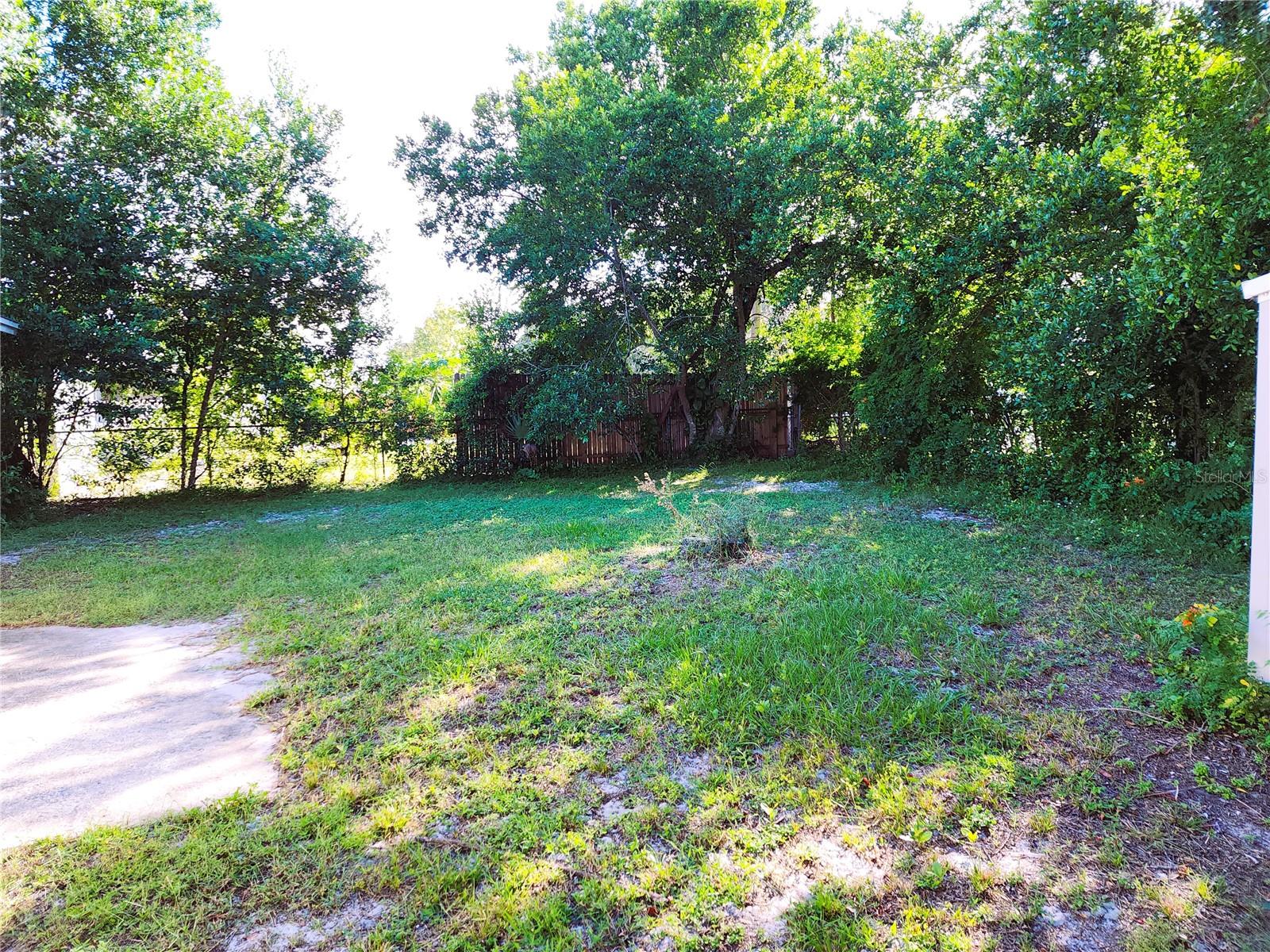 Image 3 of 11 For 708 Snowden Street