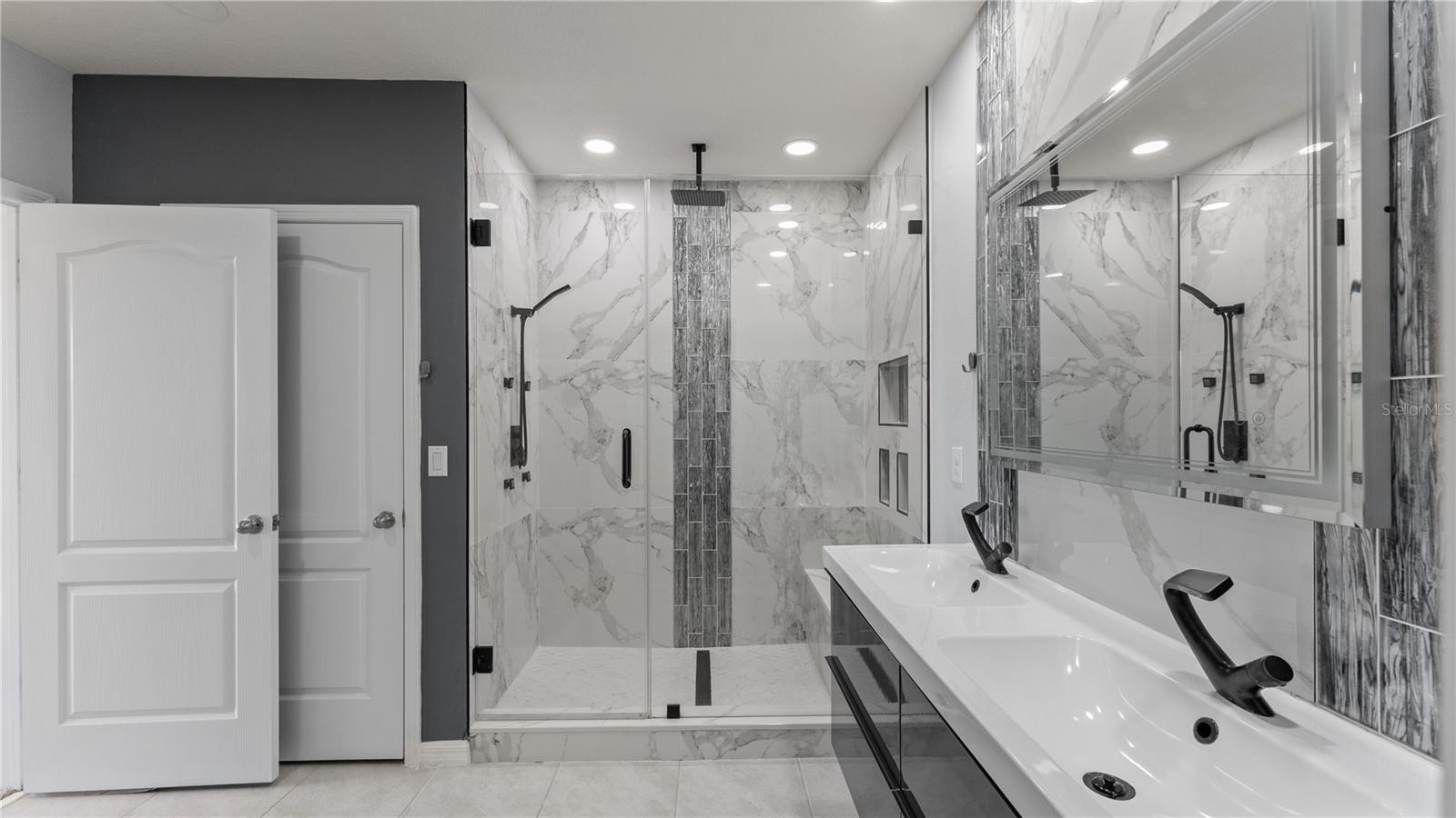 Image 13 of 32 For 1490 Olive Court