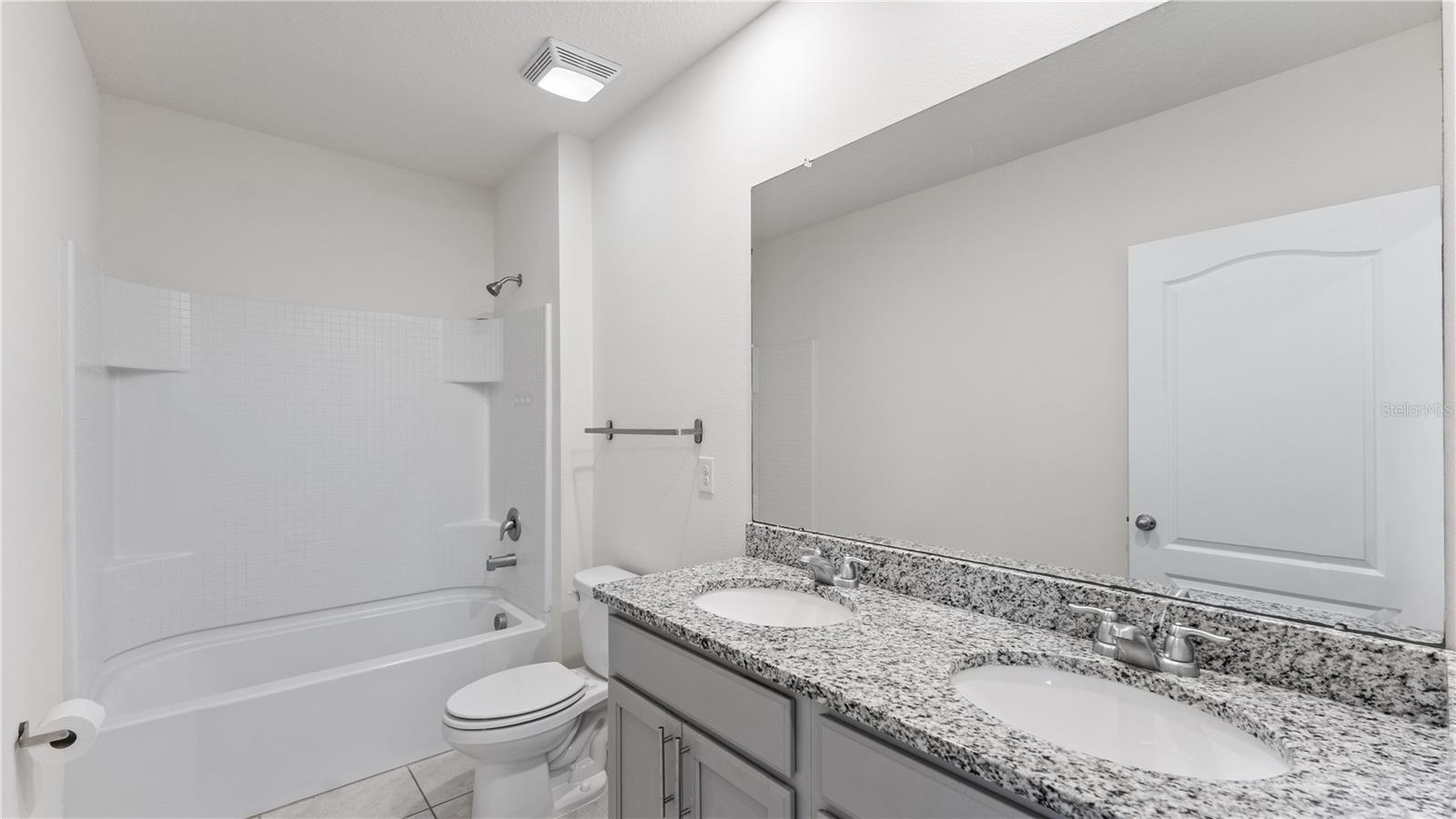 Image 24 of 32 For 1490 Olive Court