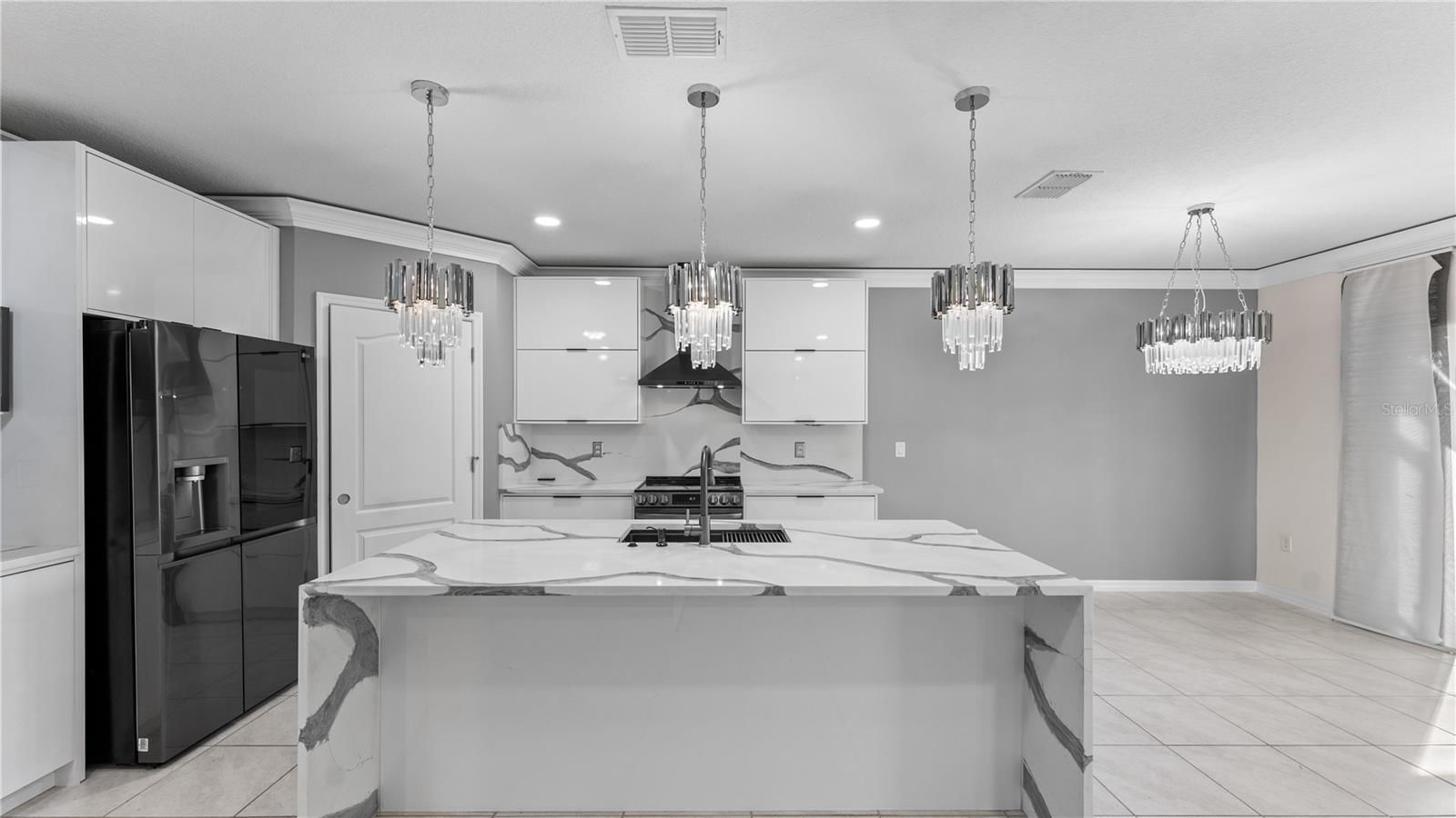 Image 8 of 32 For 1490 Olive Court