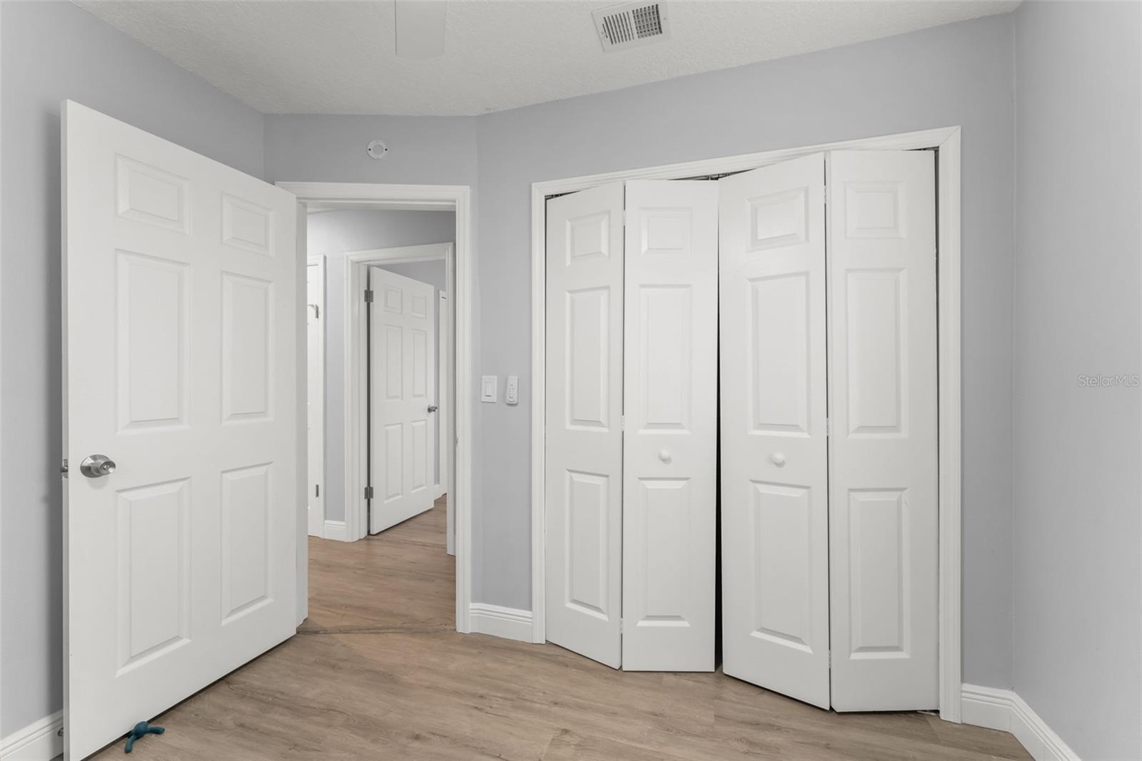 Image 17 of 36 For 1518 Daroca Drive