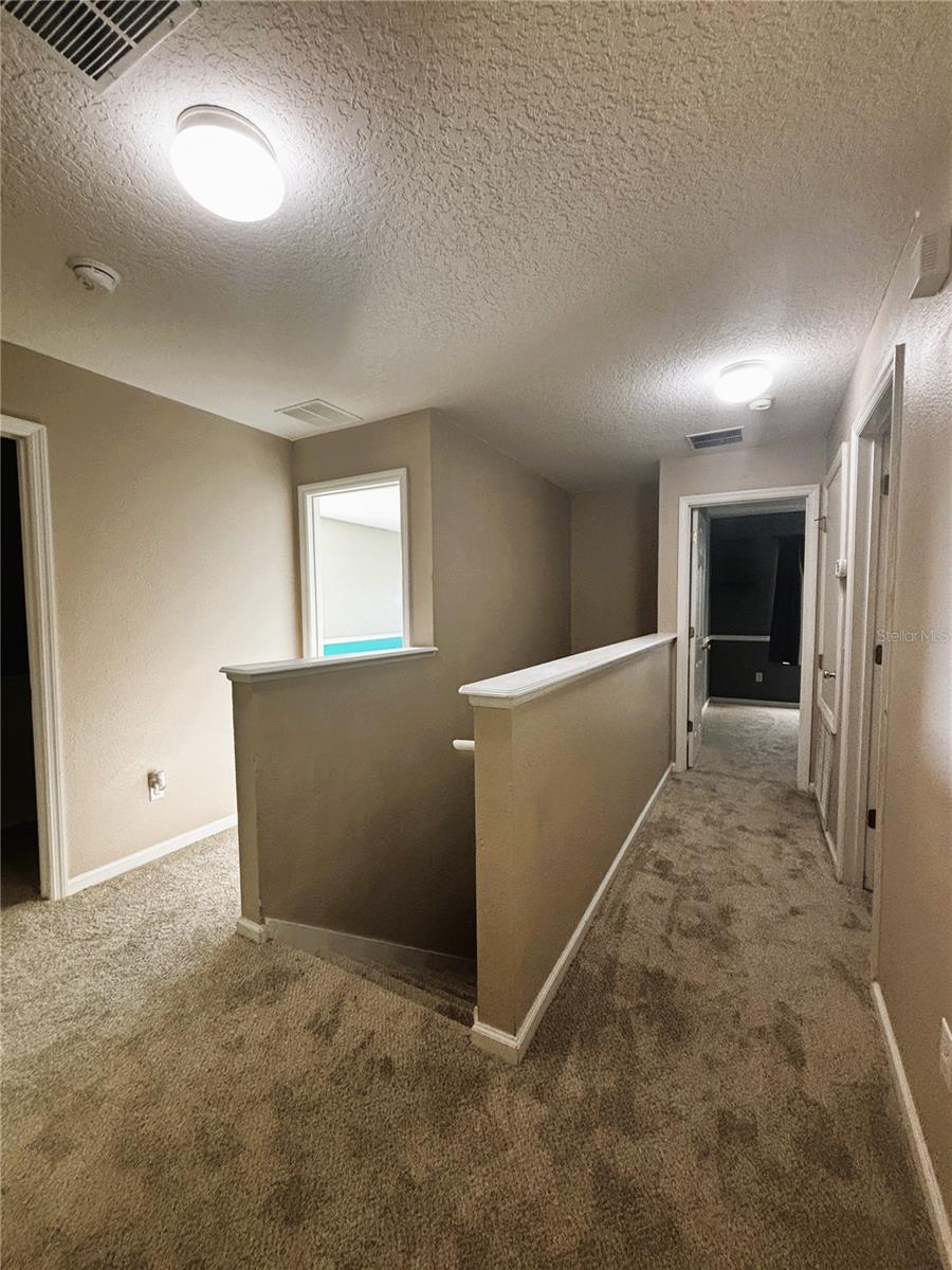 Image 12 of 33 For 16183 Old Ash Loop