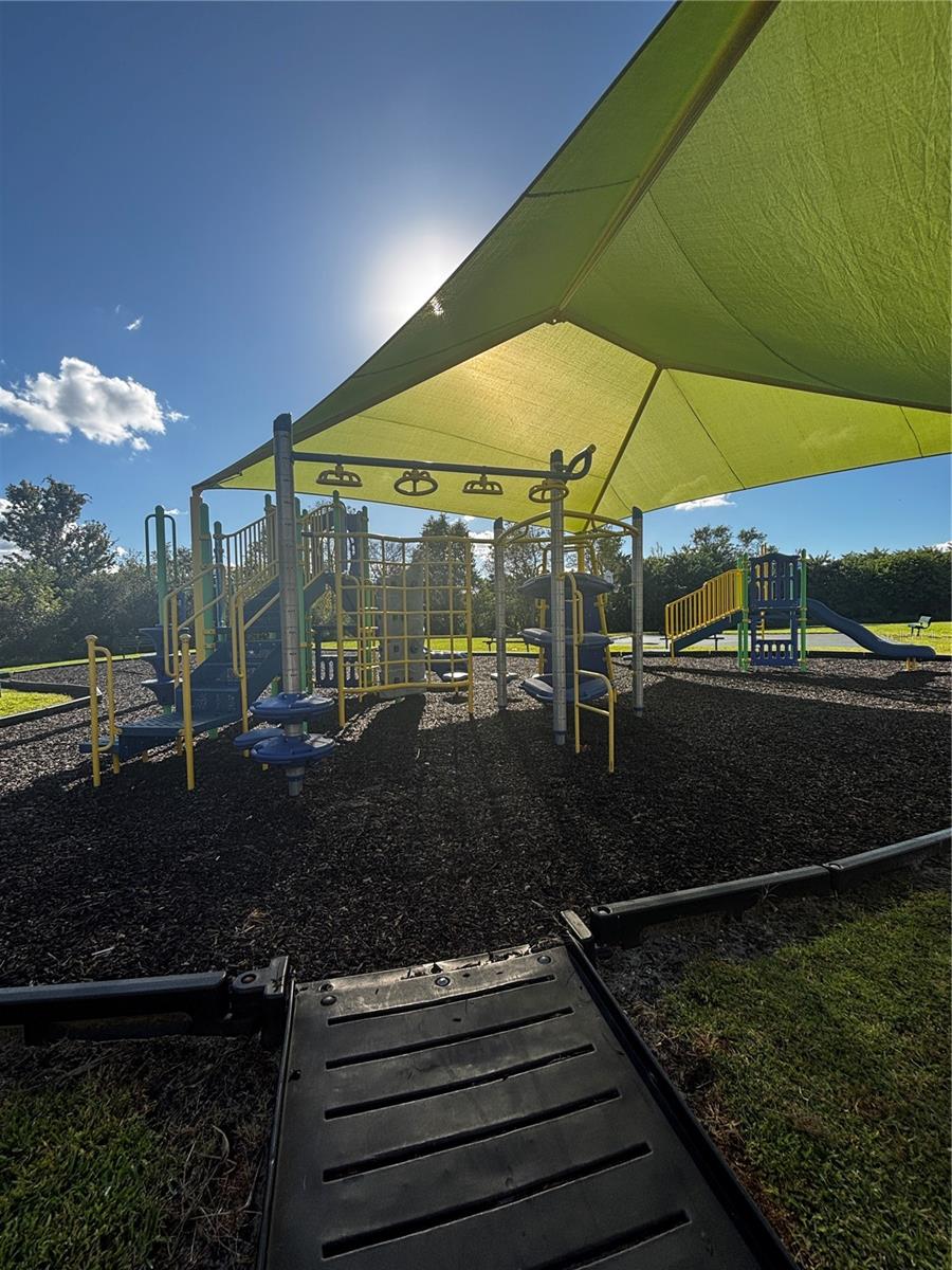 Image 31 of 33 For 16183 Old Ash Loop