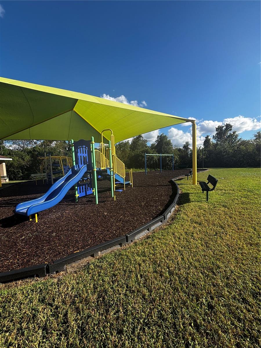 Image 32 of 33 For 16183 Old Ash Loop