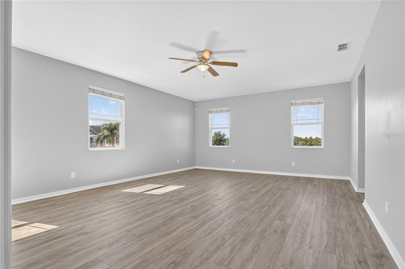 Image 13 of 38 For 15898 Citrus Grove Loop