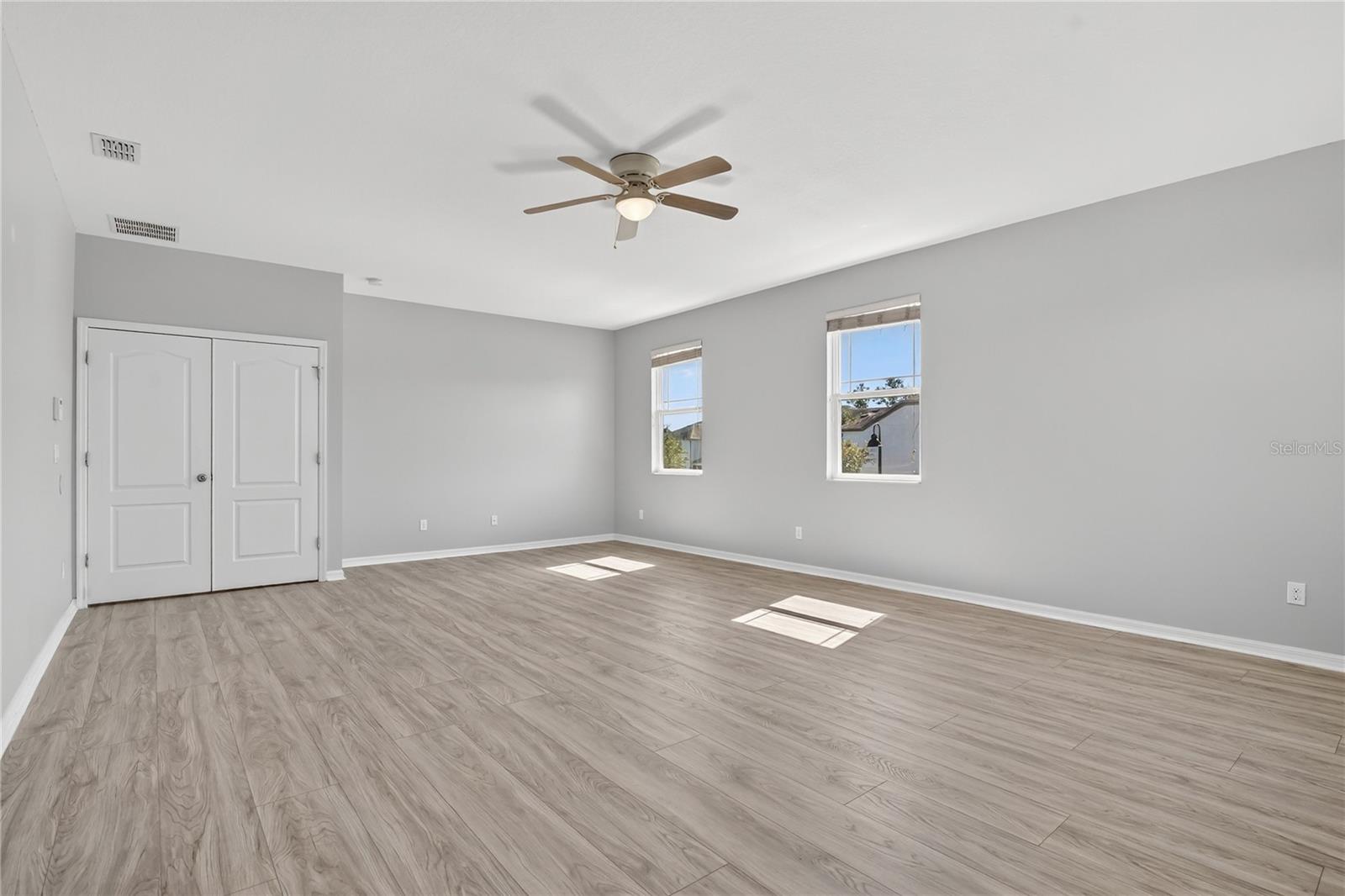 Image 14 of 38 For 15898 Citrus Grove Loop