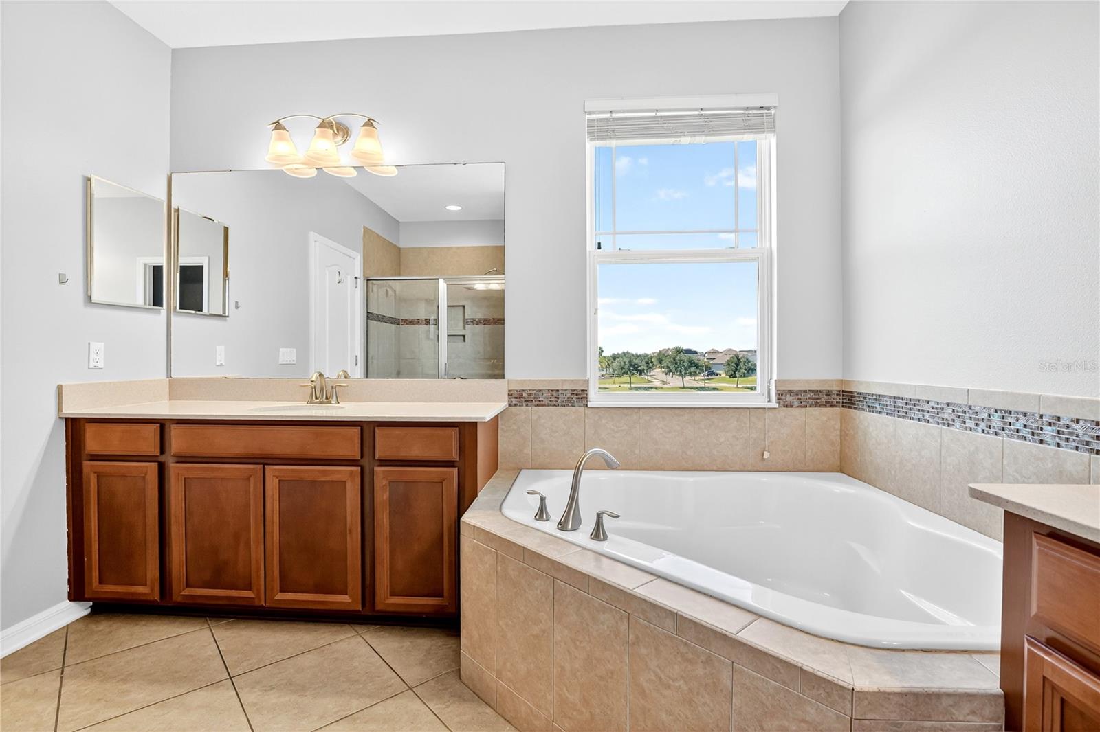 Image 17 of 38 For 15898 Citrus Grove Loop