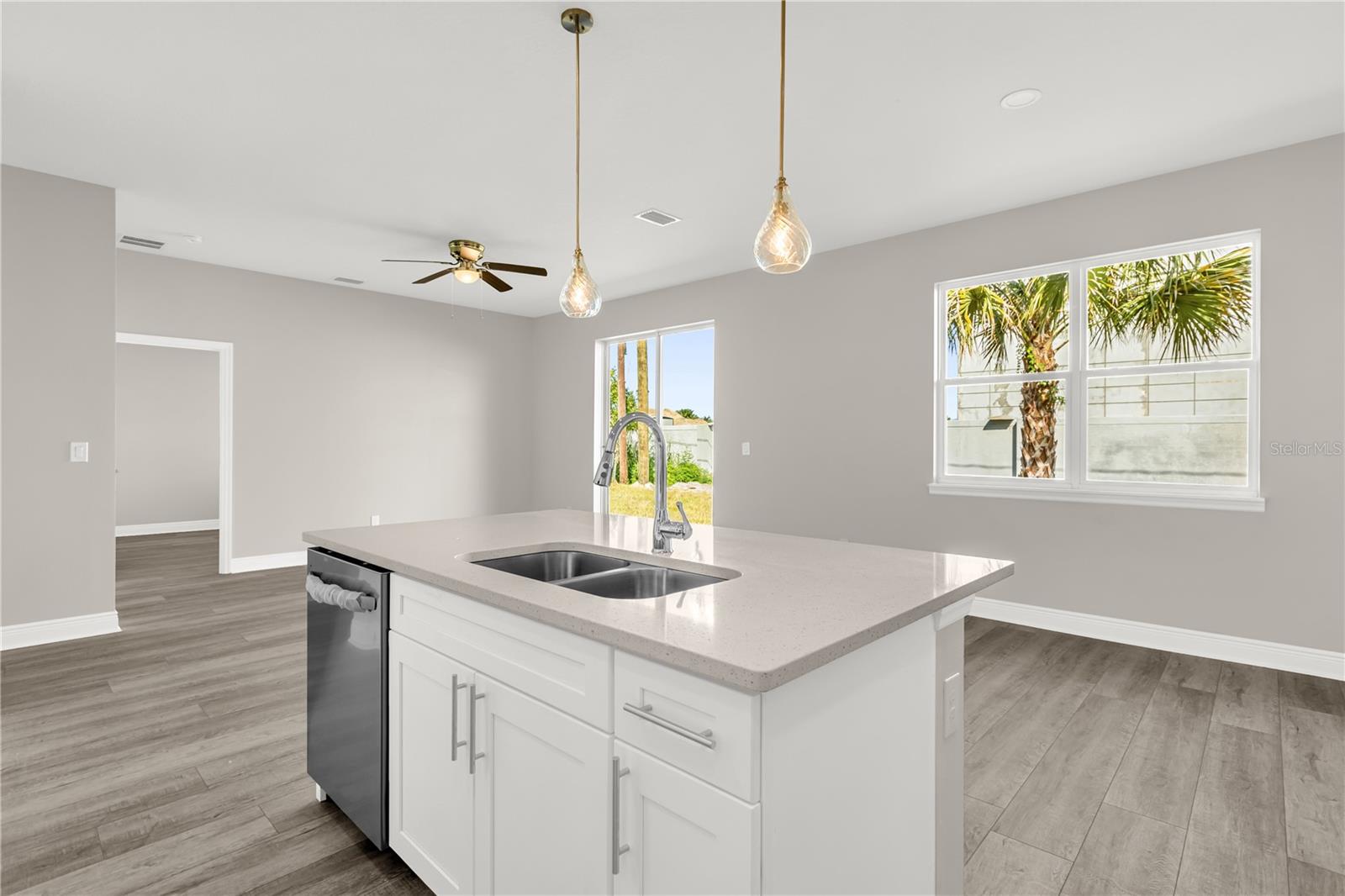 Image 14 of 29 For 108 Academy Avenue