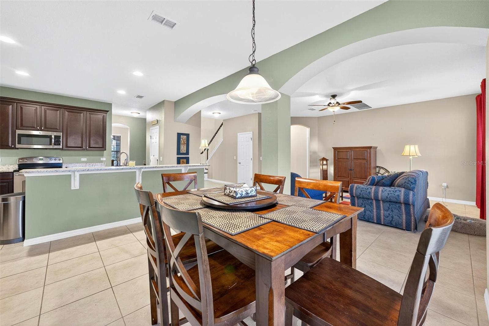 Image 20 of 70 For 3046 Falconhill Drive