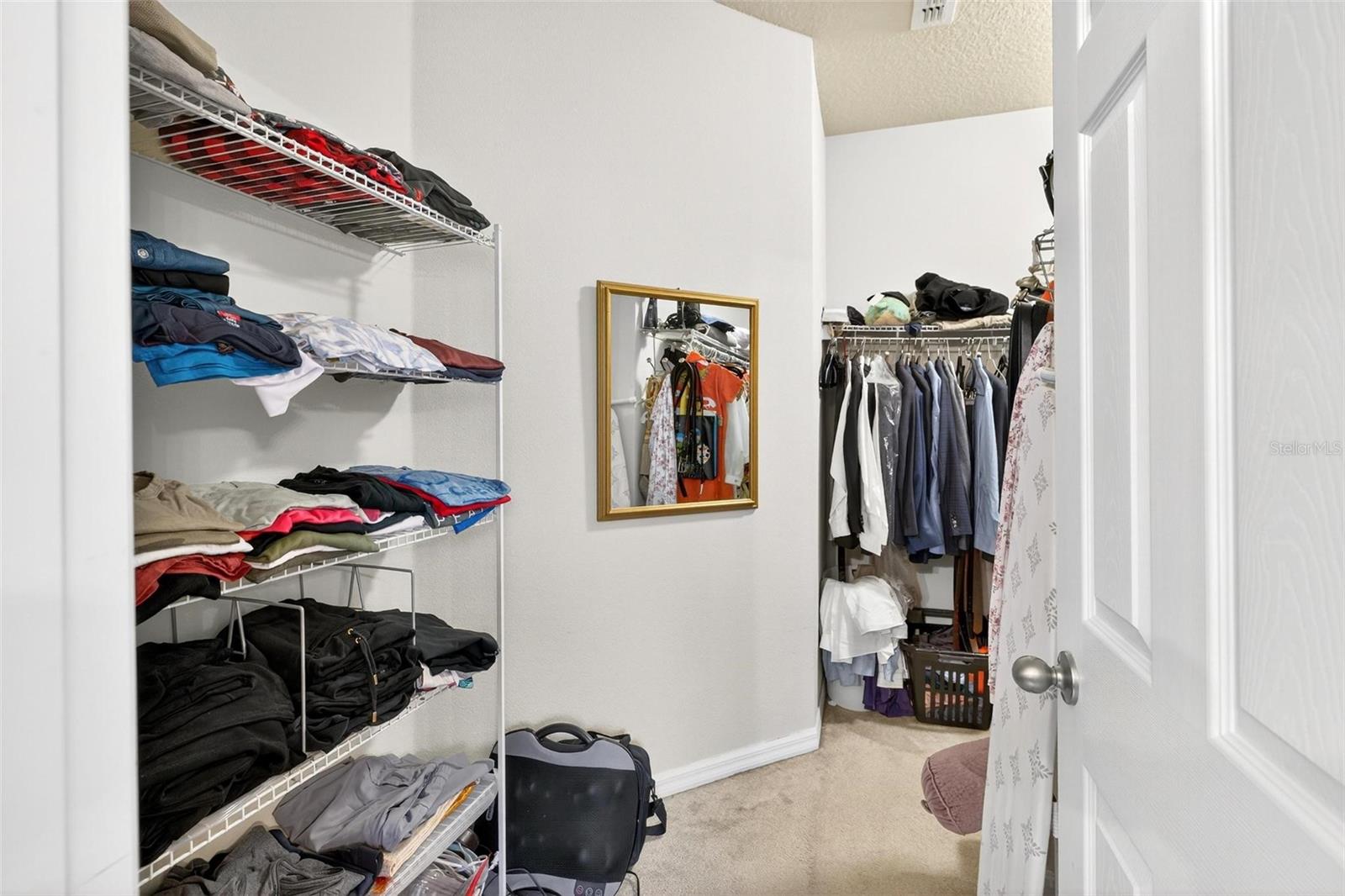 Image 28 of 70 For 3046 Falconhill Drive