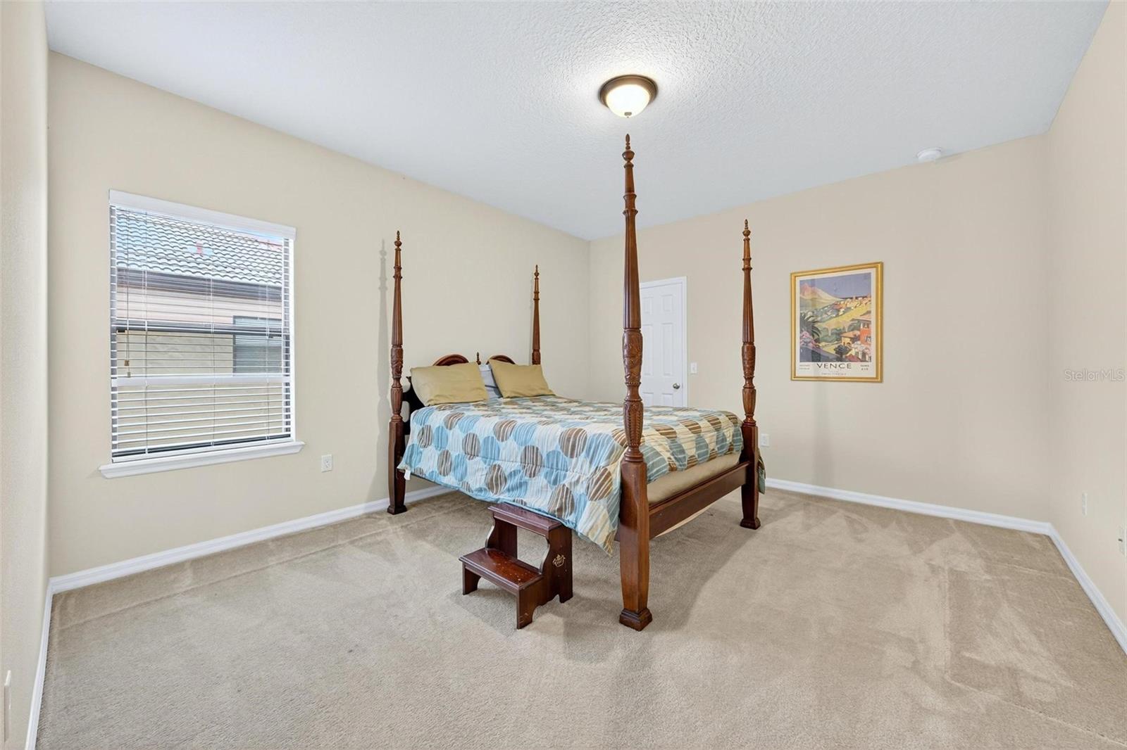 Image 57 of 70 For 3046 Falconhill Drive