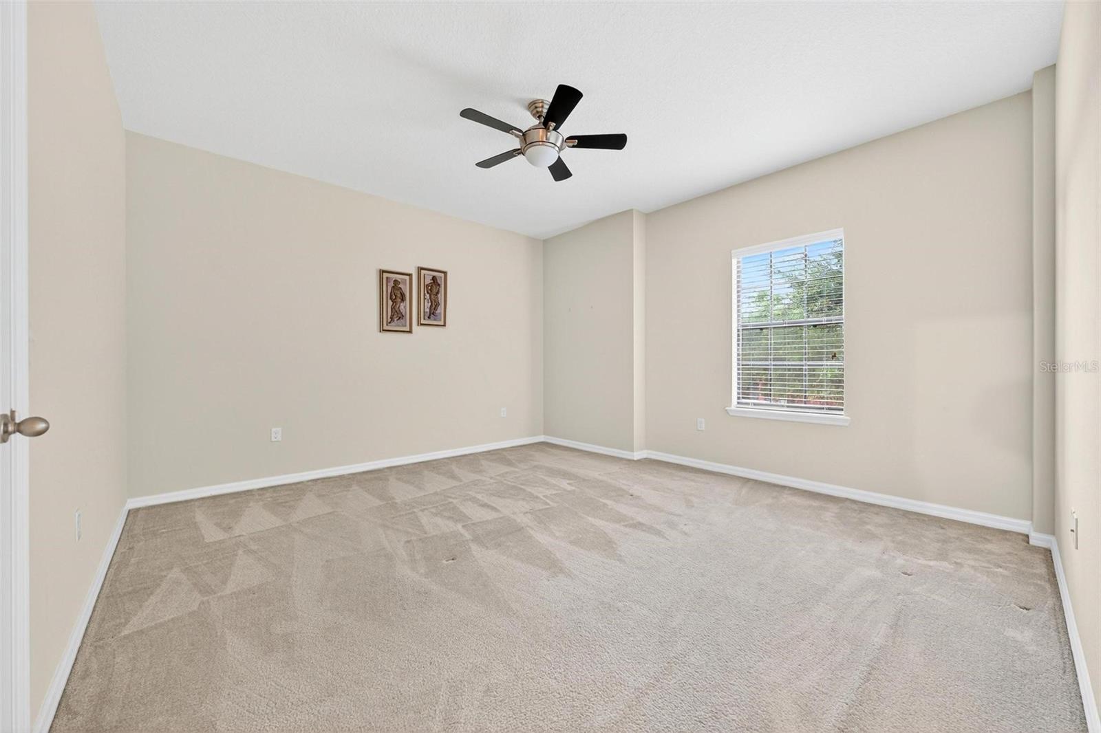 Image 59 of 70 For 3046 Falconhill Drive