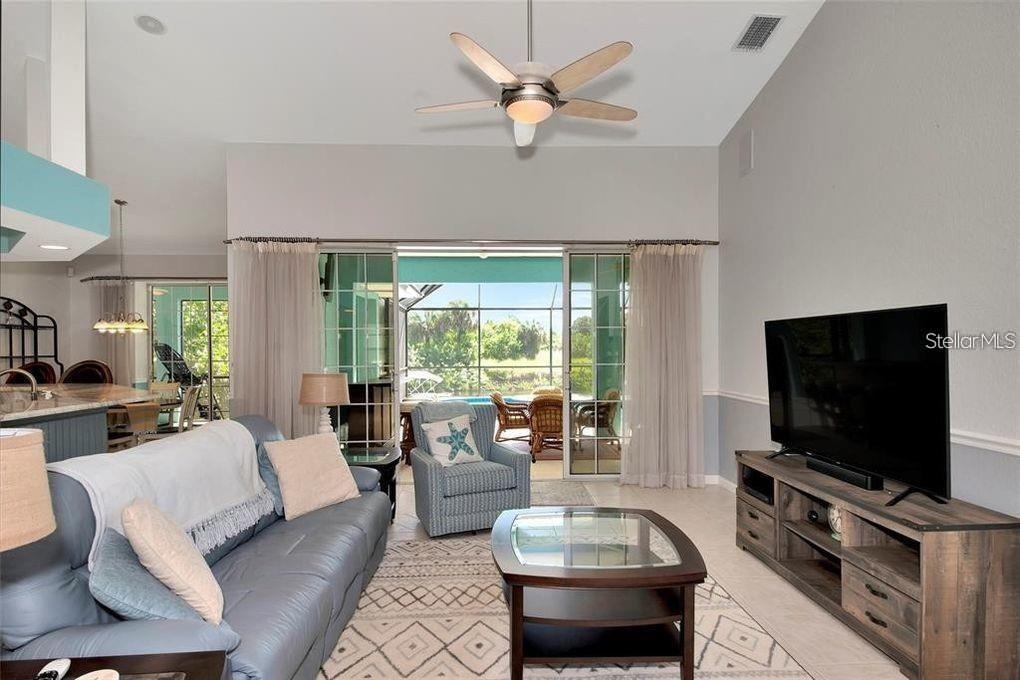 Image 12 of 23 For 2008 Proude Street