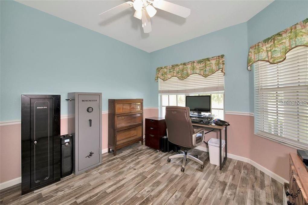 Image 13 of 23 For 2008 Proude Street