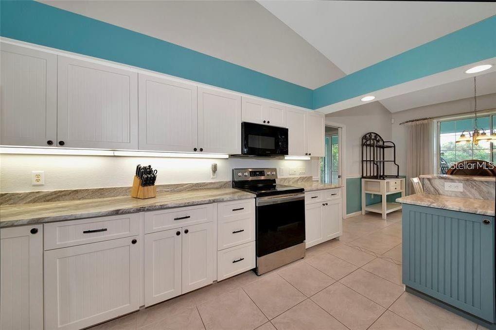 Image 7 of 23 For 2008 Proude Street