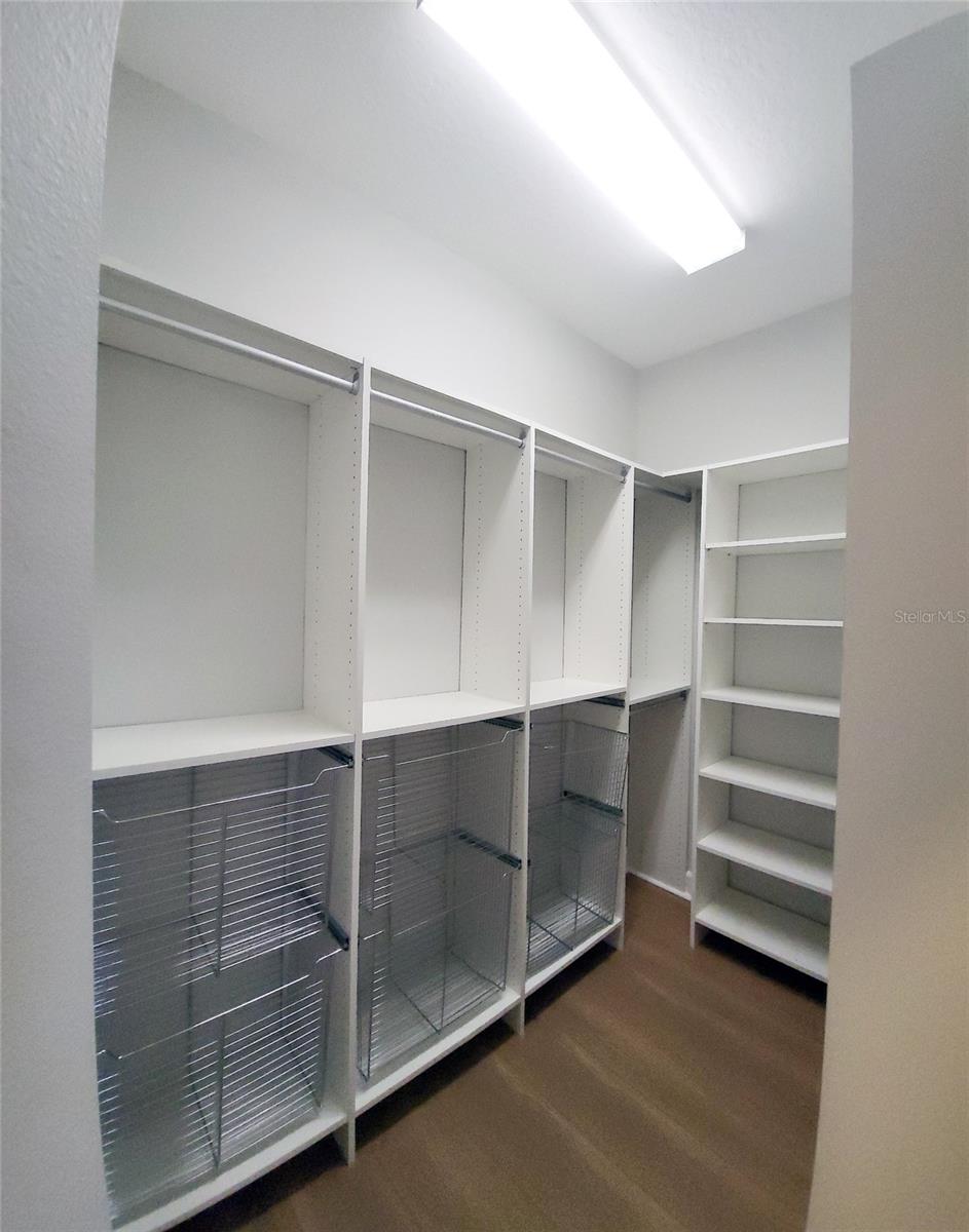 Image 10 of 24 For 889 Rock Creek Street