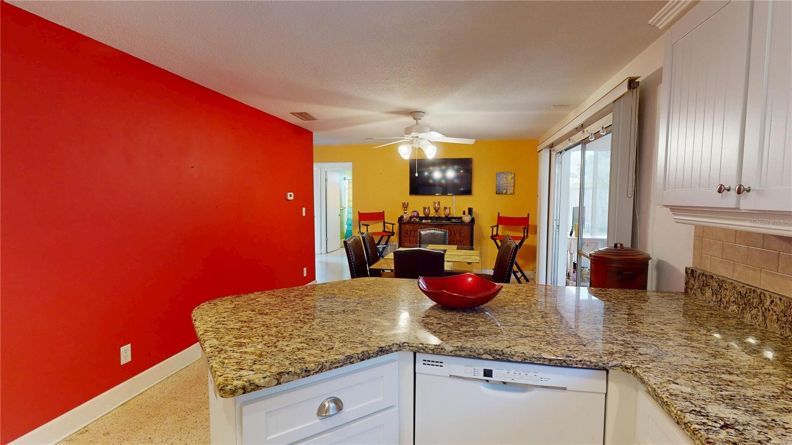 Image 11 of 35 For 3011 Oleander Avenue