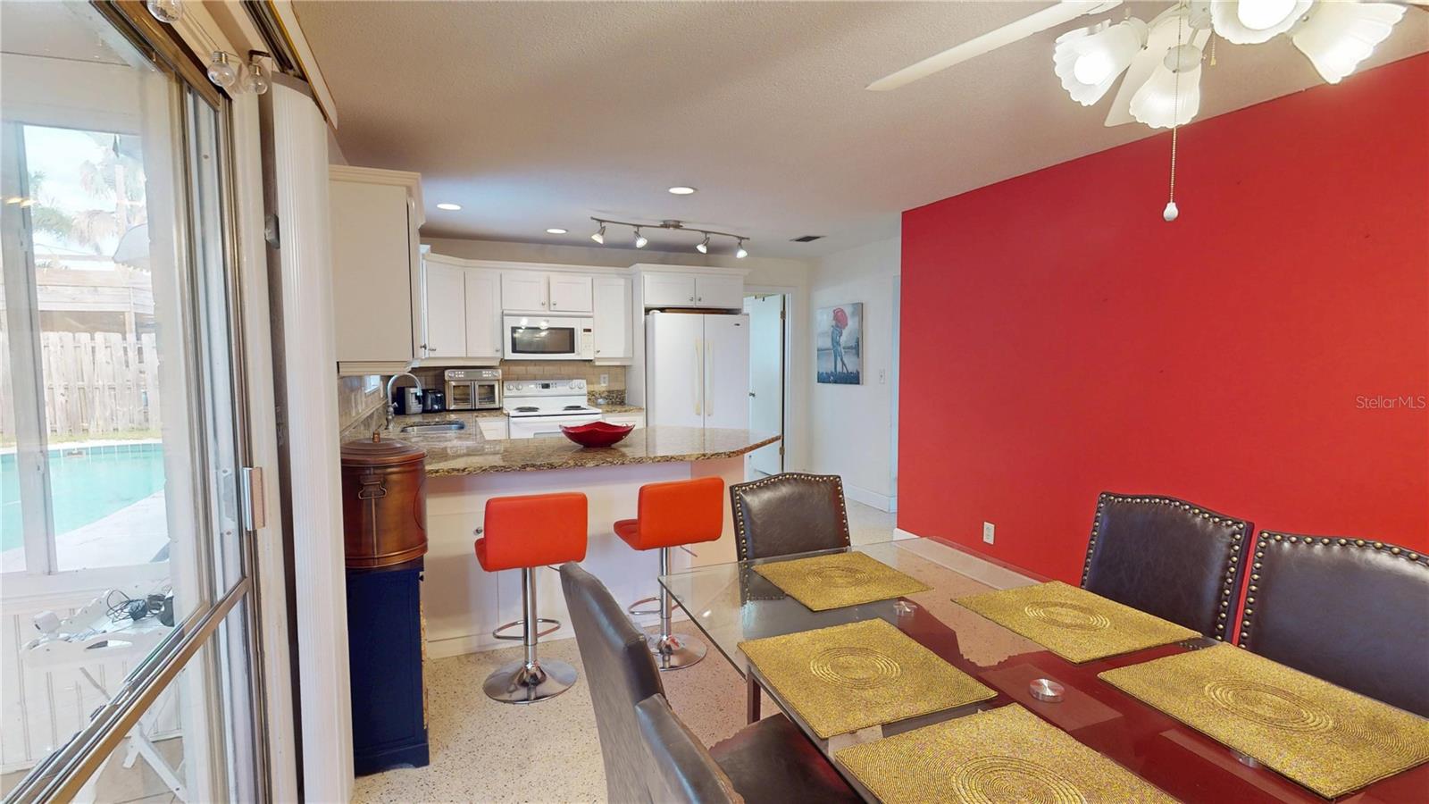 Image 12 of 35 For 3011 Oleander Avenue