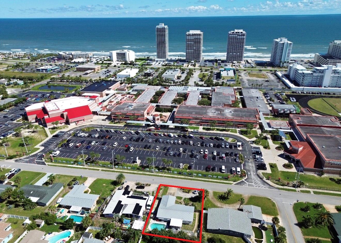 Image 34 of 35 For 3011 Oleander Avenue