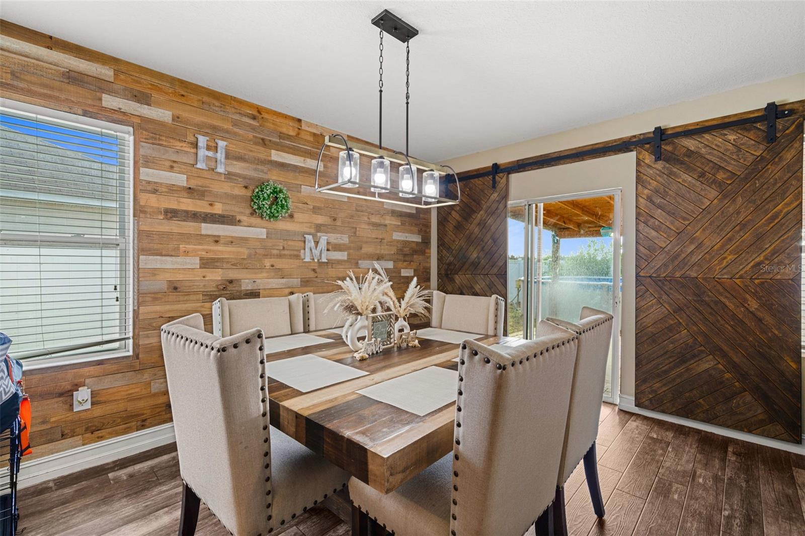 Image 11 of 31 For 619 Astor Drive