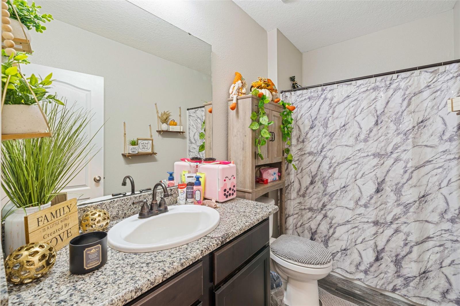 Image 17 of 31 For 619 Astor Drive