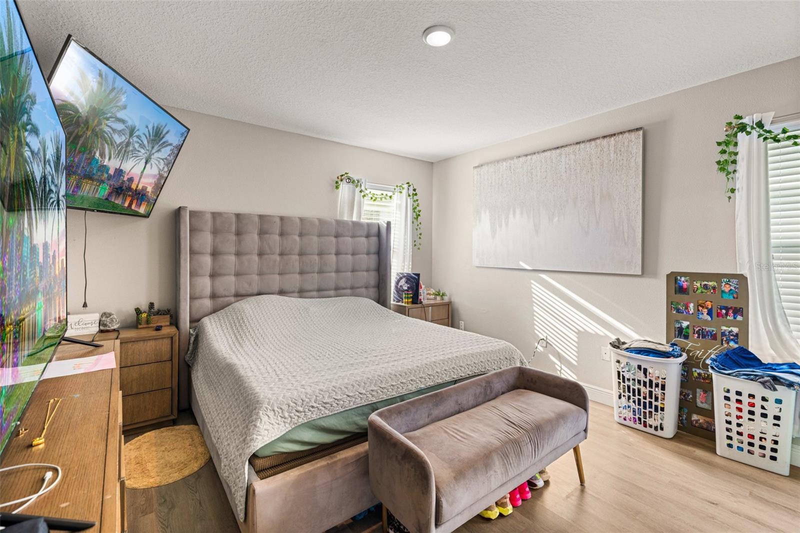 Image 19 of 31 For 619 Astor Drive