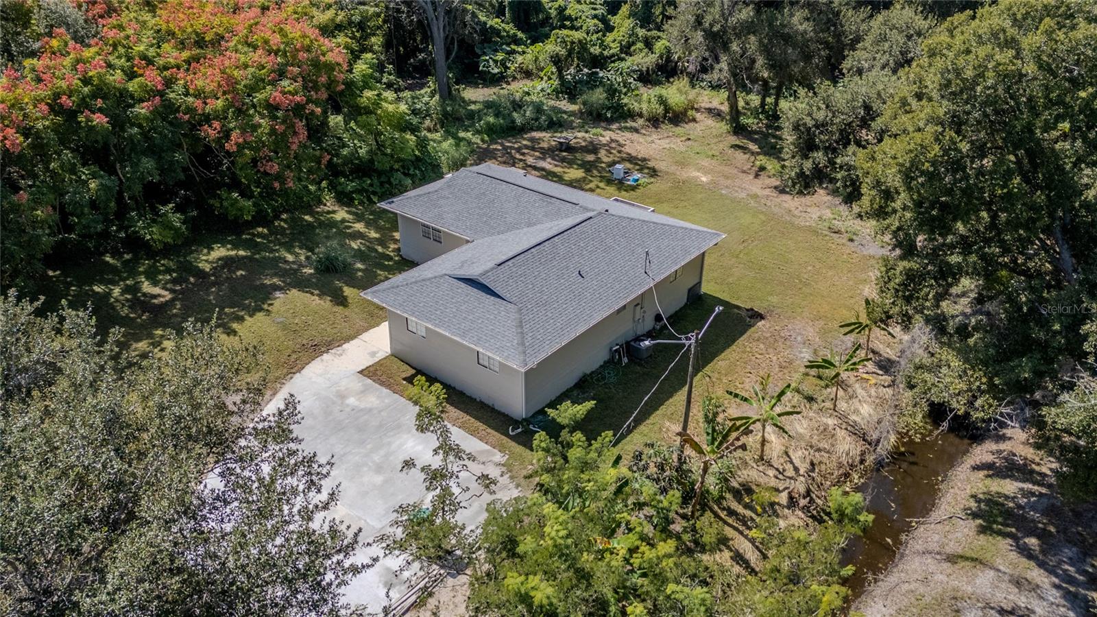 Image 10 of 51 For 5044 College Drive