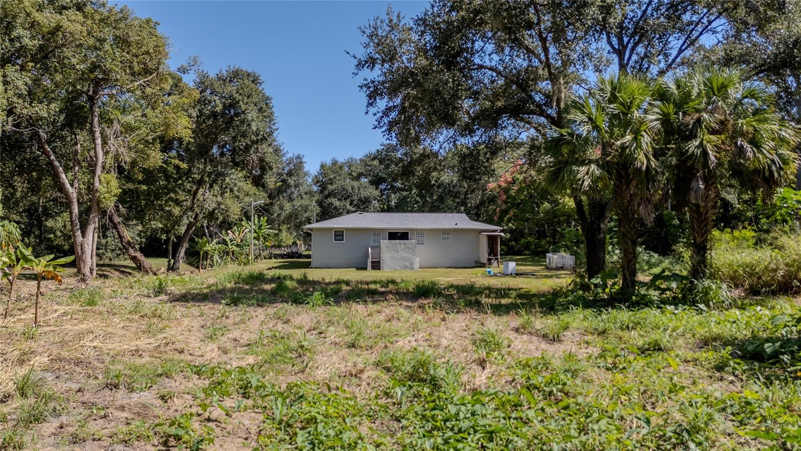 Image 15 of 51 For 5044 College Drive