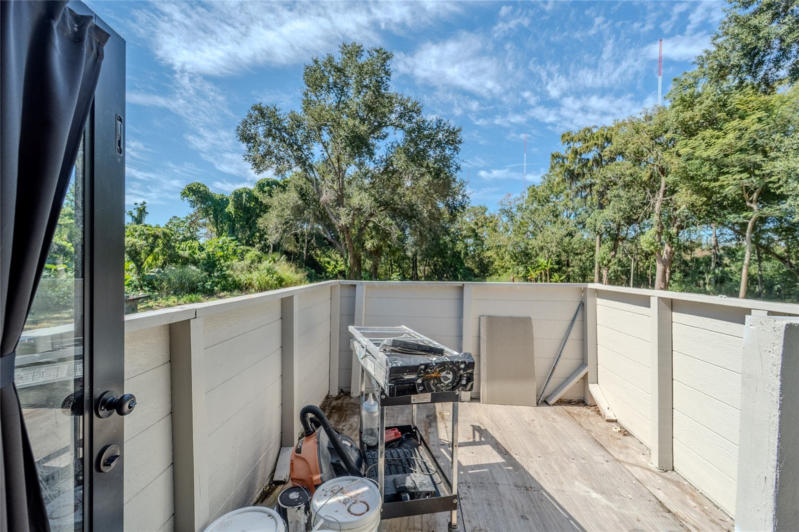 Image 49 of 51 For 5044 College Drive