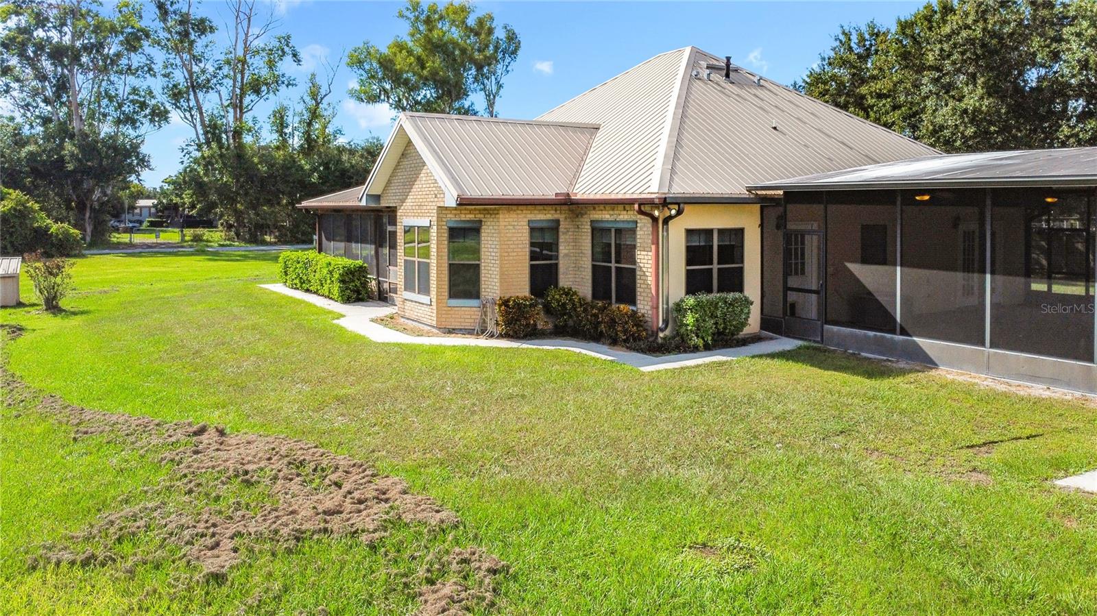 Image 44 of 74 For 3147 Rambler Avenue