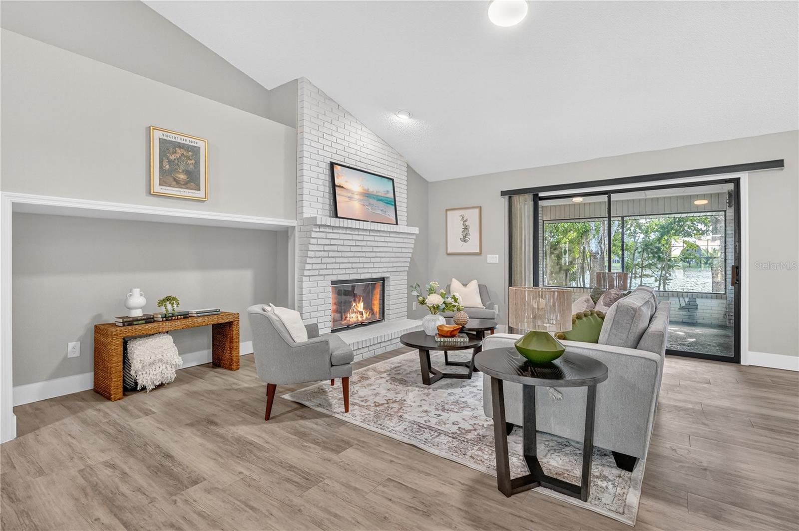 Image 14 of 72 For 513 Tradewinds Drive