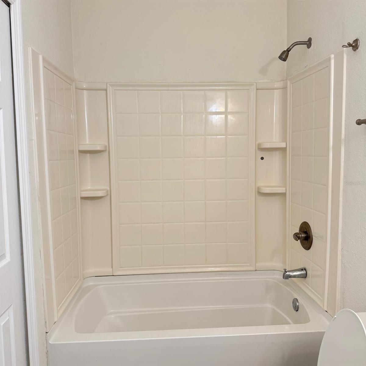 Image 7 of 14 For 2121 Mccoy Road 222