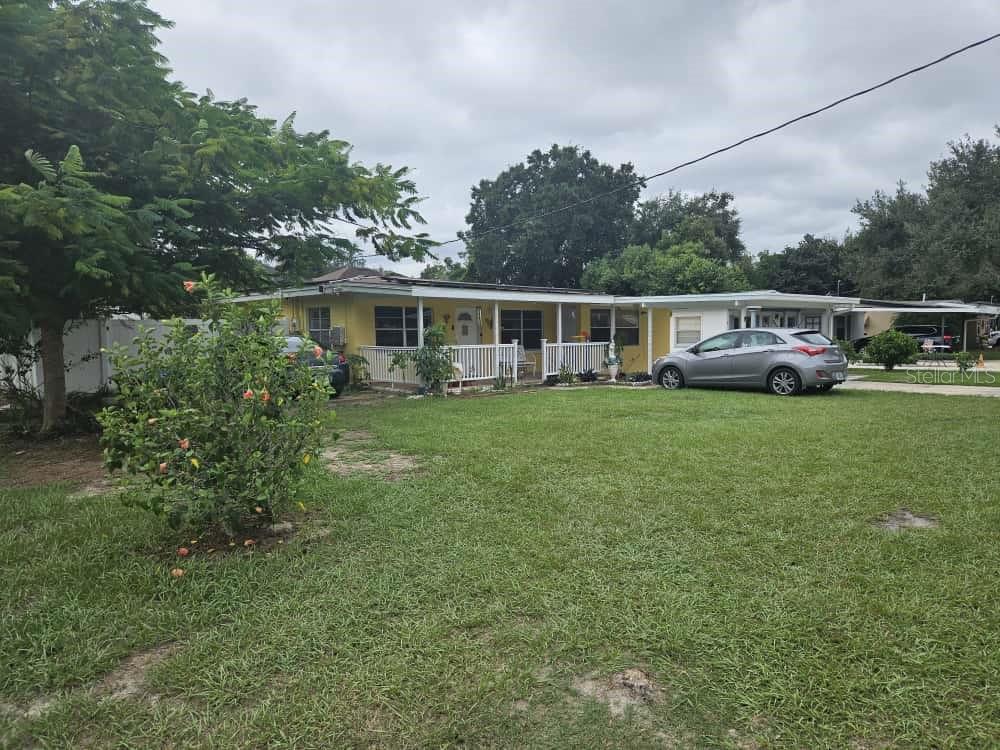 Image 3 of 11 For 3902 Castell Drive