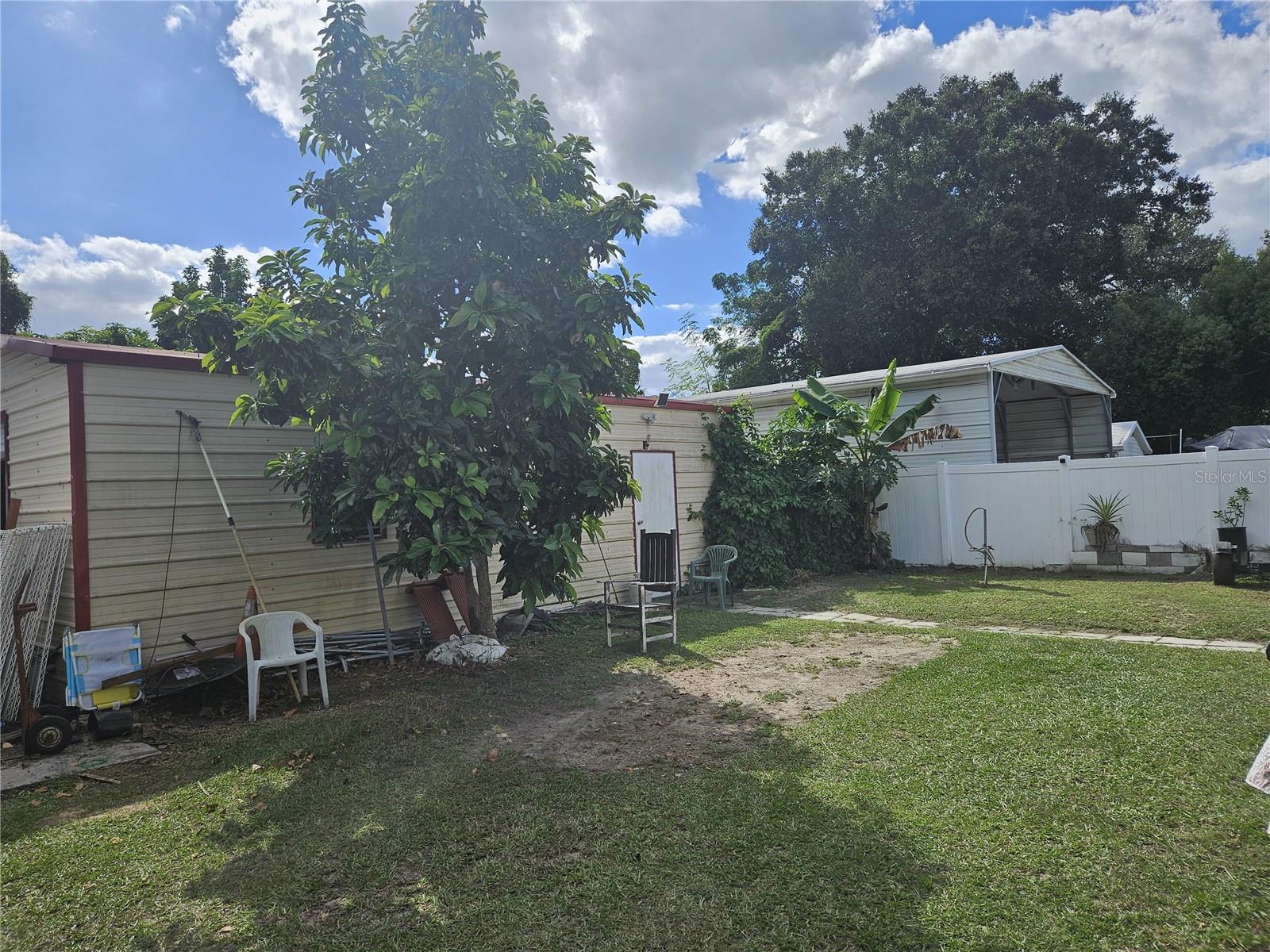 Image 8 of 11 For 3902 Castell Drive