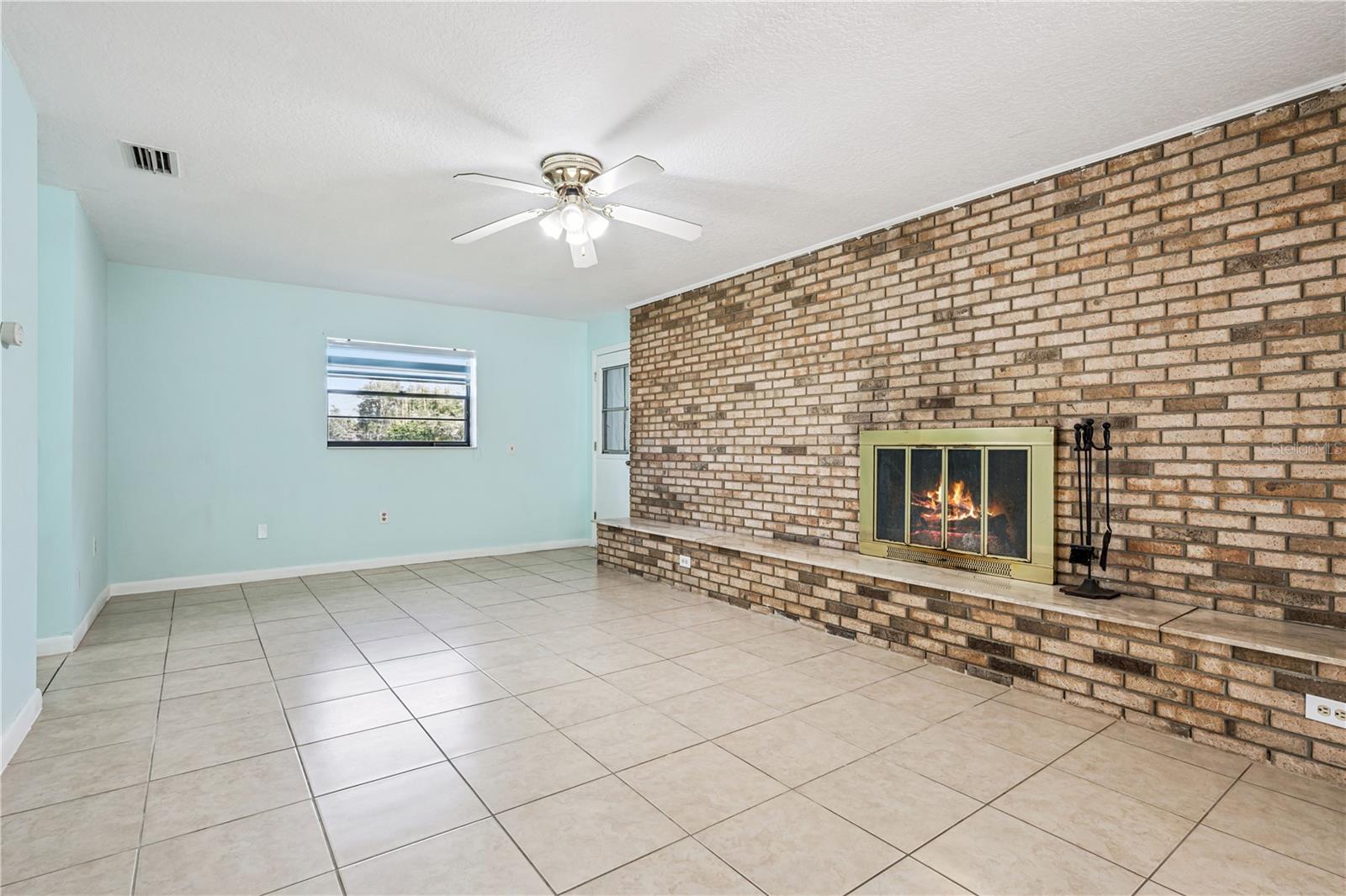 Image 11 of 36 For 3380 Blossom Street