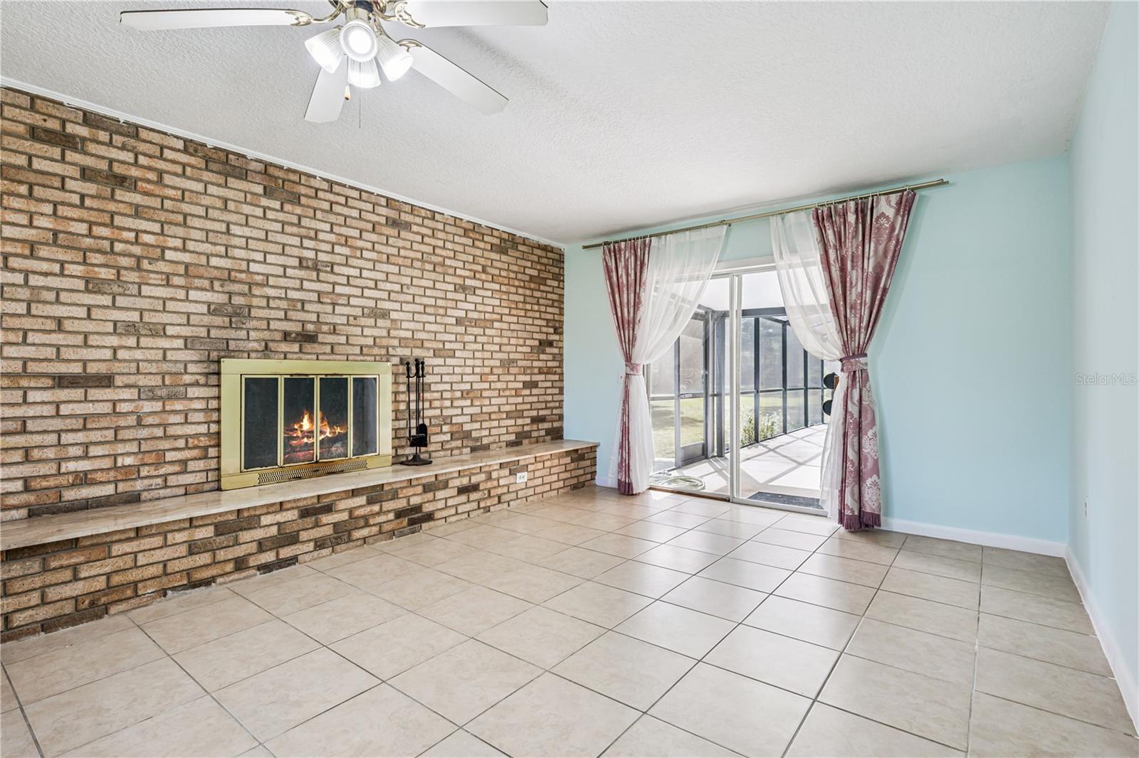 Image 13 of 36 For 3380 Blossom Street