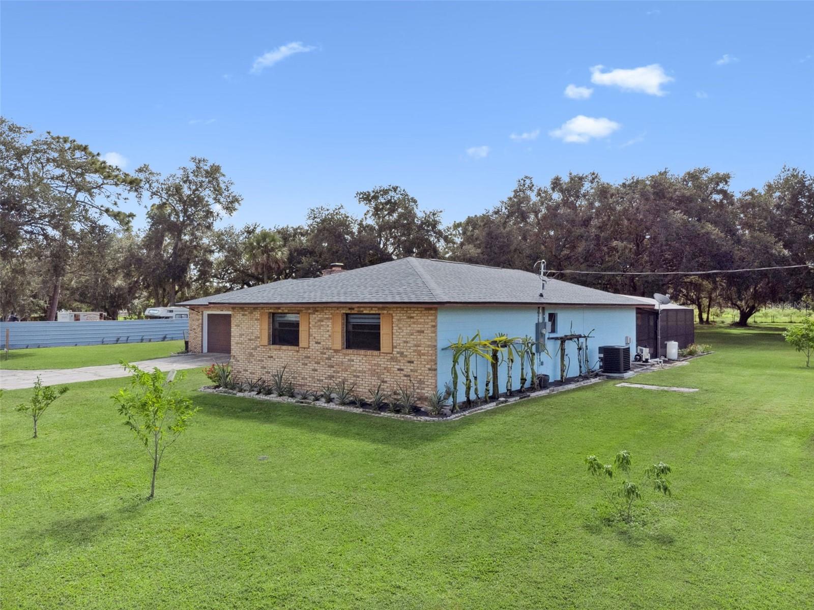 Image 26 of 36 For 3380 Blossom Street