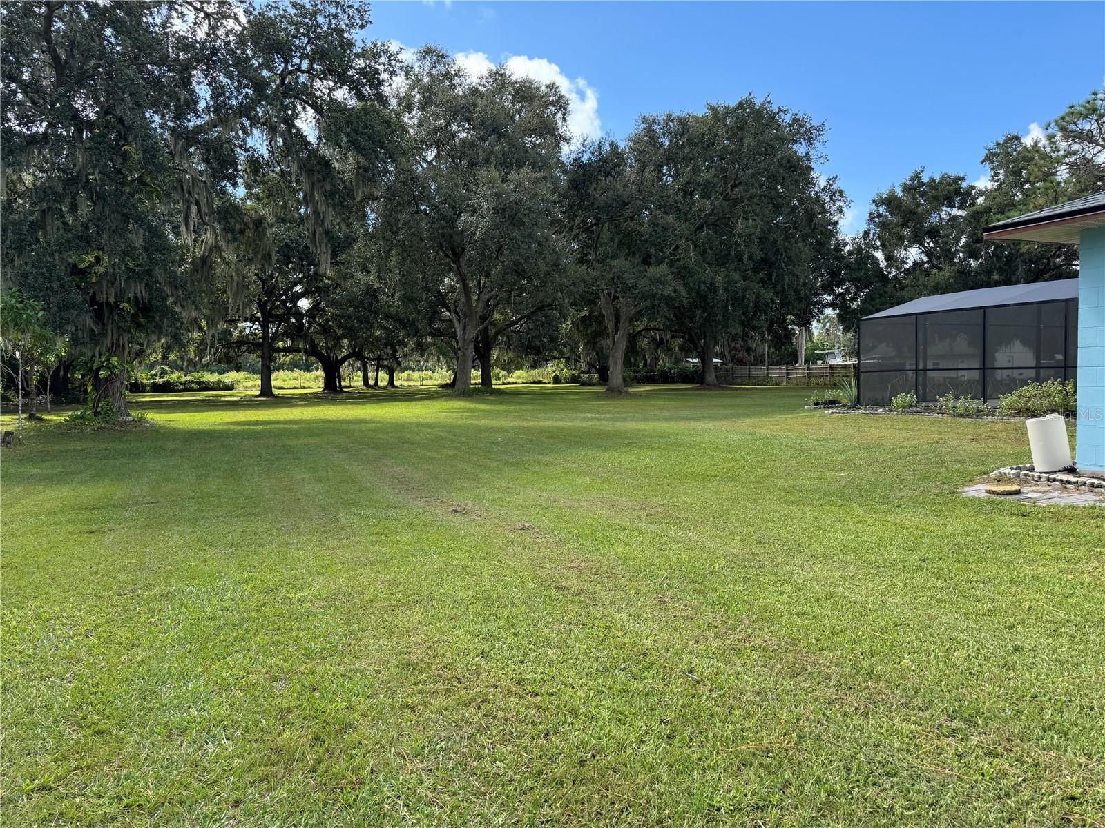 Image 31 of 36 For 3380 Blossom Street