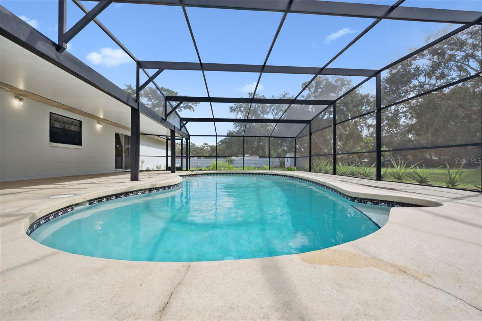 Image 4 of 36 For 3380 Blossom Street