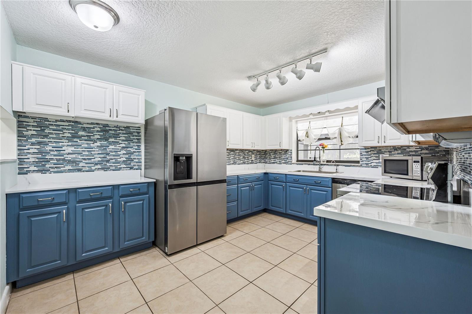 Image 7 of 36 For 3380 Blossom Street