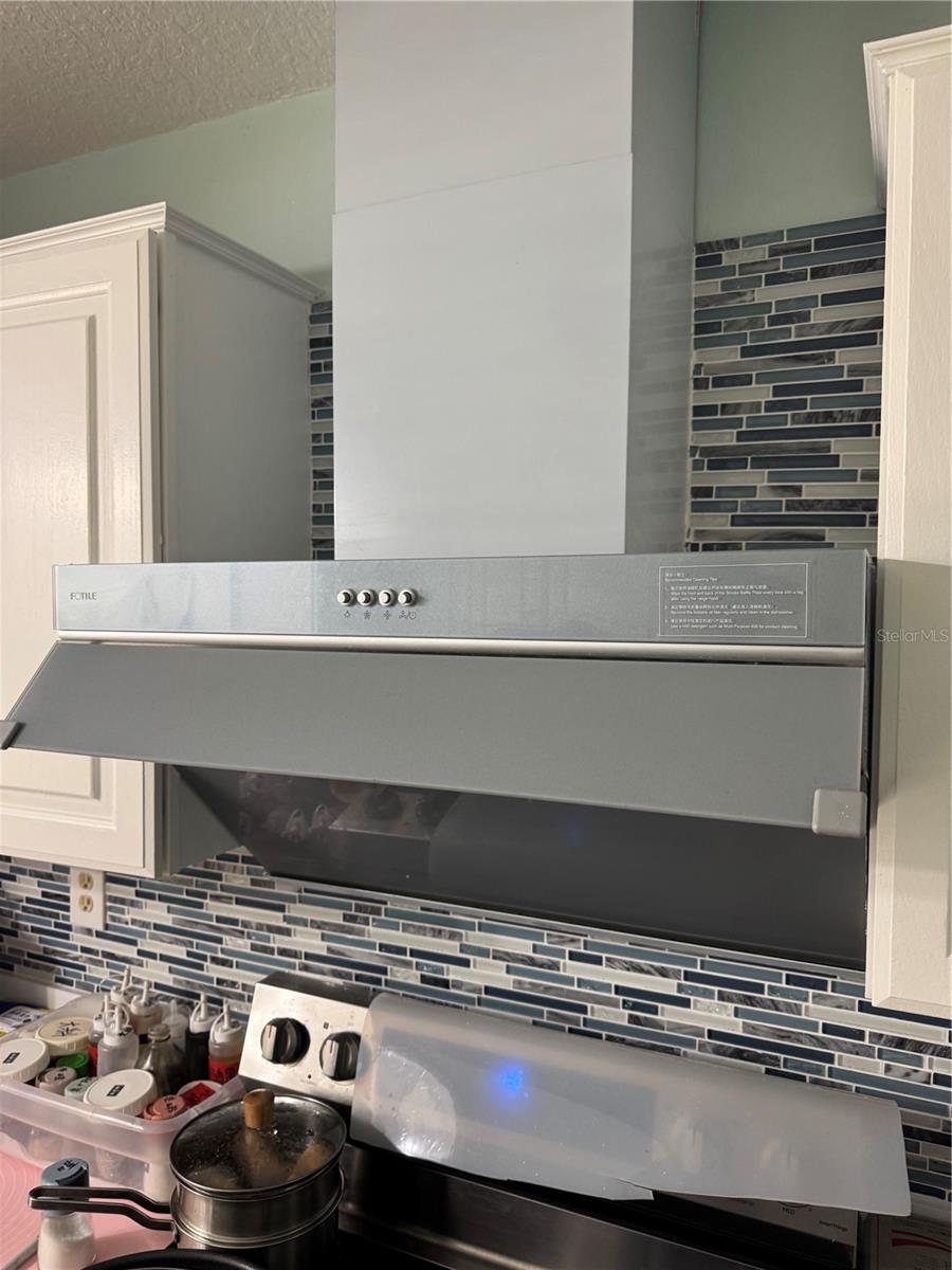 Image 9 of 36 For 3380 Blossom Street