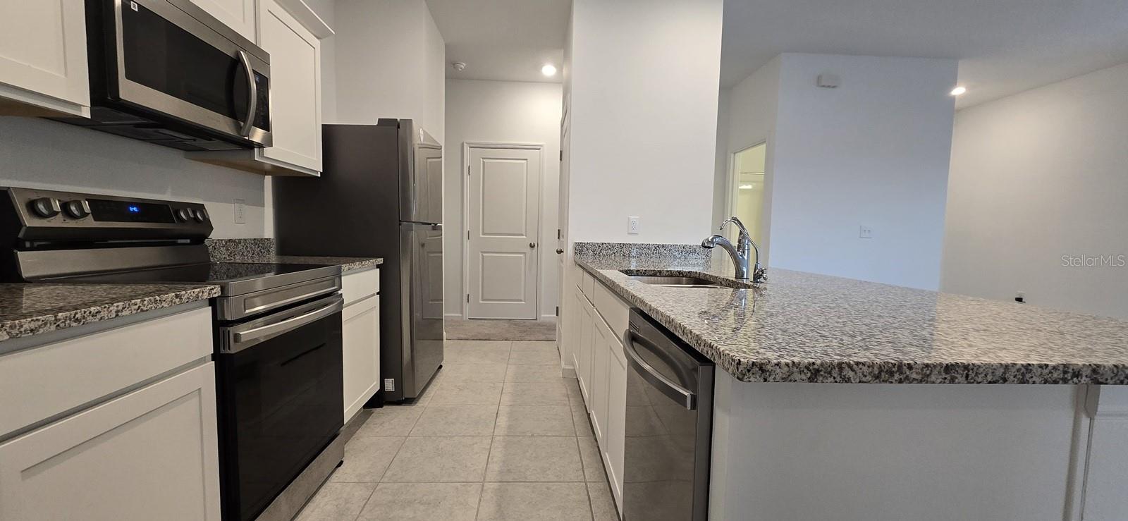 Image 15 of 30 For 452 Hennepin Loop