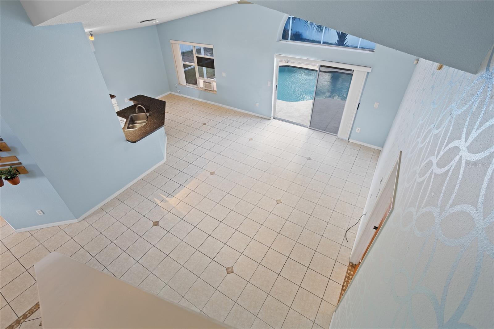 Image 17 of 26 For 2932 Paddington Way