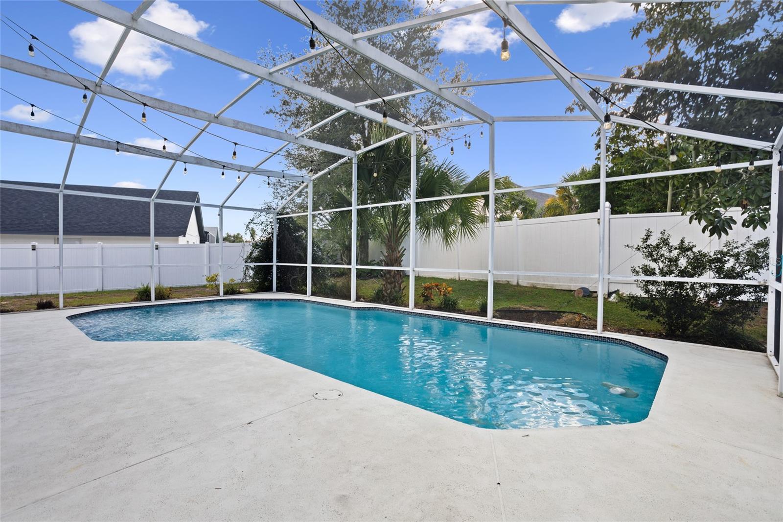 Image 19 of 26 For 2932 Paddington Way