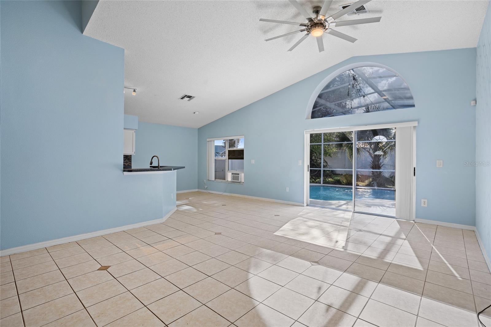 Image 7 of 26 For 2932 Paddington Way