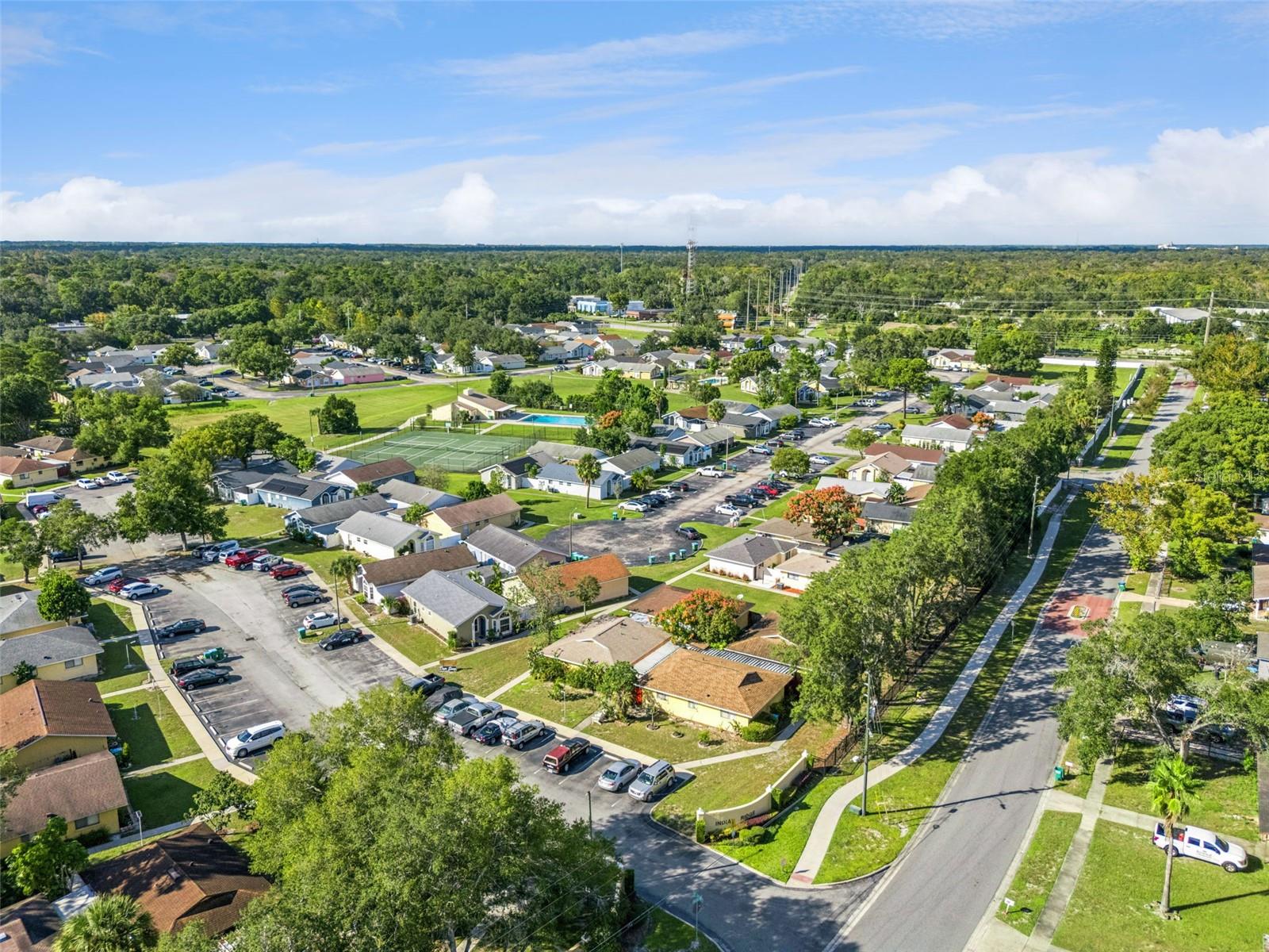 Image 7 of 30 For 418 San Gabriel Street 418